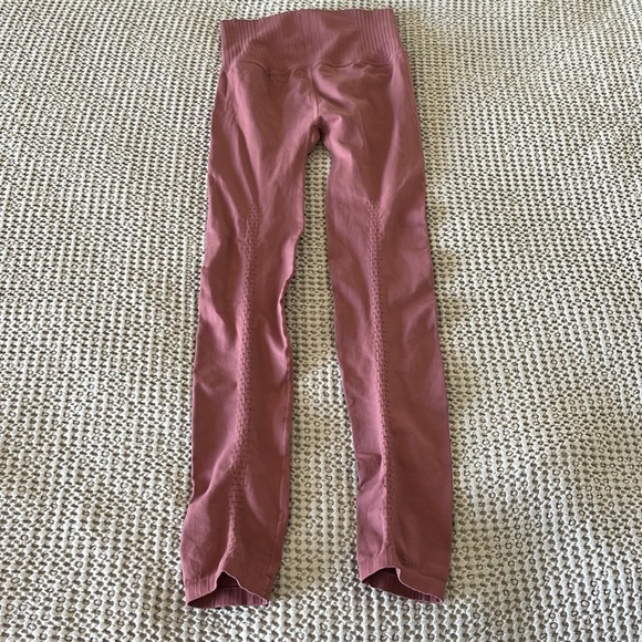 Free People Movement Good Karma HR Legging Dusty Rose - Picture 3 of 6